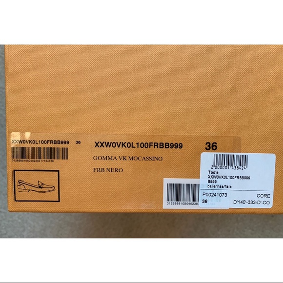 TOD’s Gommino Leather City Loafers - Picture 3 of 4